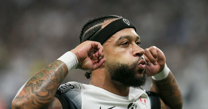 Depay vừa bị tuyên án tù treo