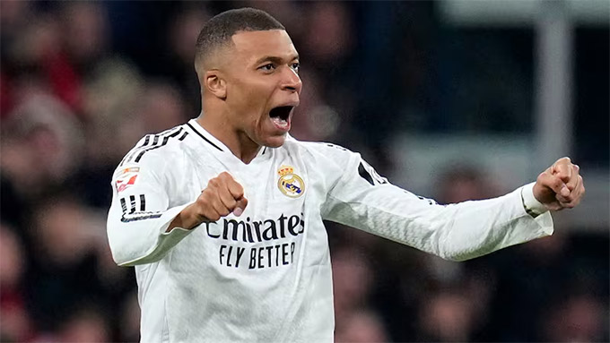 Mbappe đạt cột mốc mà cả Messi lẫn Ronaldo đều không làm được