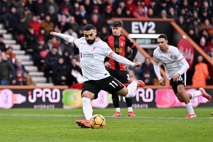 Salah tỏa sáng với cú đúp vào lưới Bournemouth