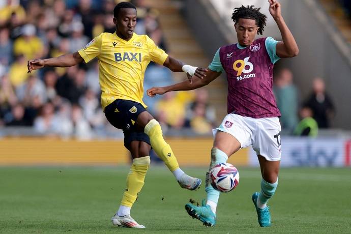 Nhận định, soi kèo Burnley vs Oxford United, 2h45 ngày 5/2: Sức mạnh tân binh