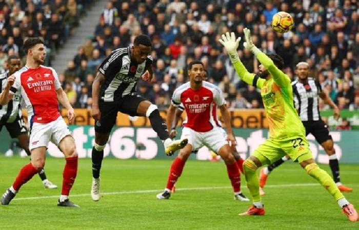 Siêu máy tính dự đoán Newcastle vs Arsenal, 3h00 ngày 6/2