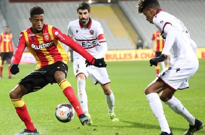 Soi kèo góc Nice vs Lens, 23h00 ngày 8/2