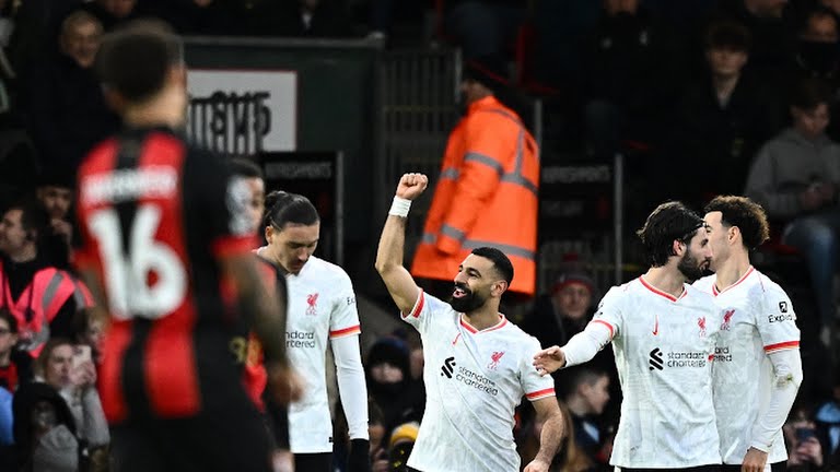 Salah vượt thành tích của Lampard, Liverpool xây chắc ngôi đầu bảng - Ảnh 1.